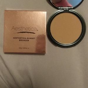 2/$10 Aesthetica Sunset Bronzer